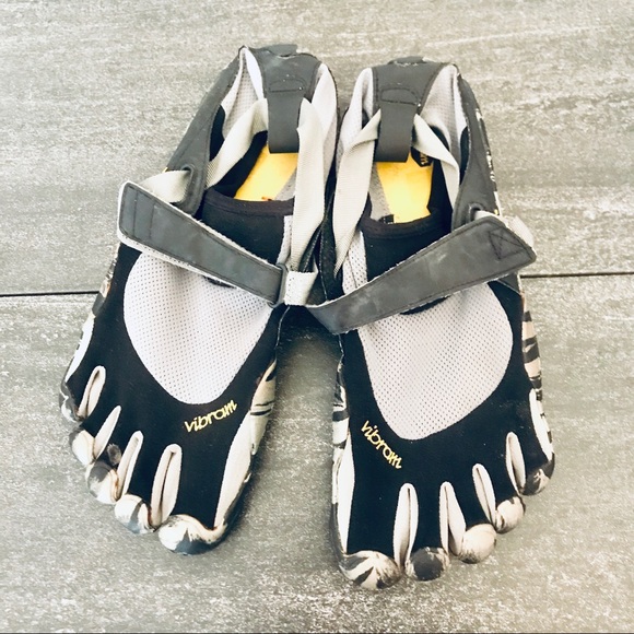 vibram five fingers size 44